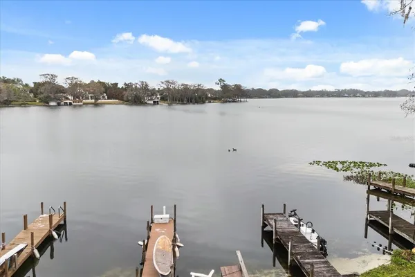 a view of a lake with houses