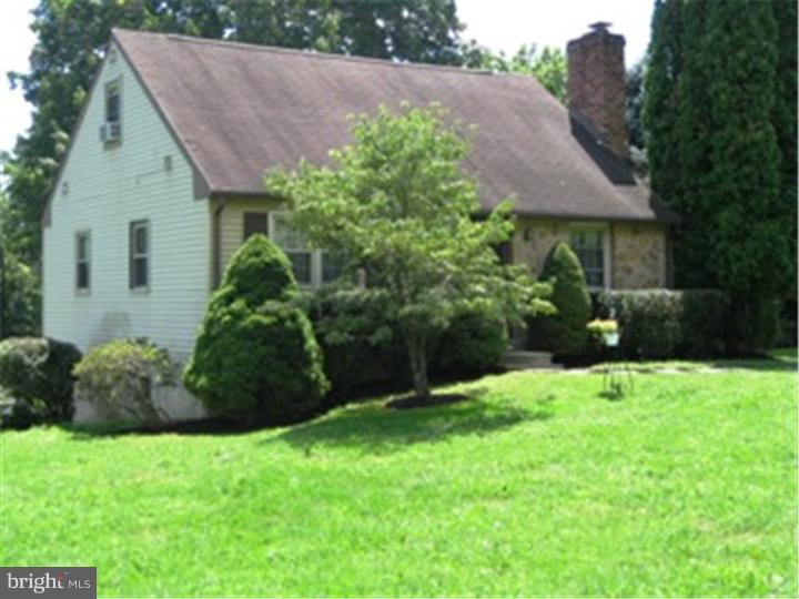 216 Lapp Road Malvern, PA 19355 - Photo 4 of 7 Front Yard