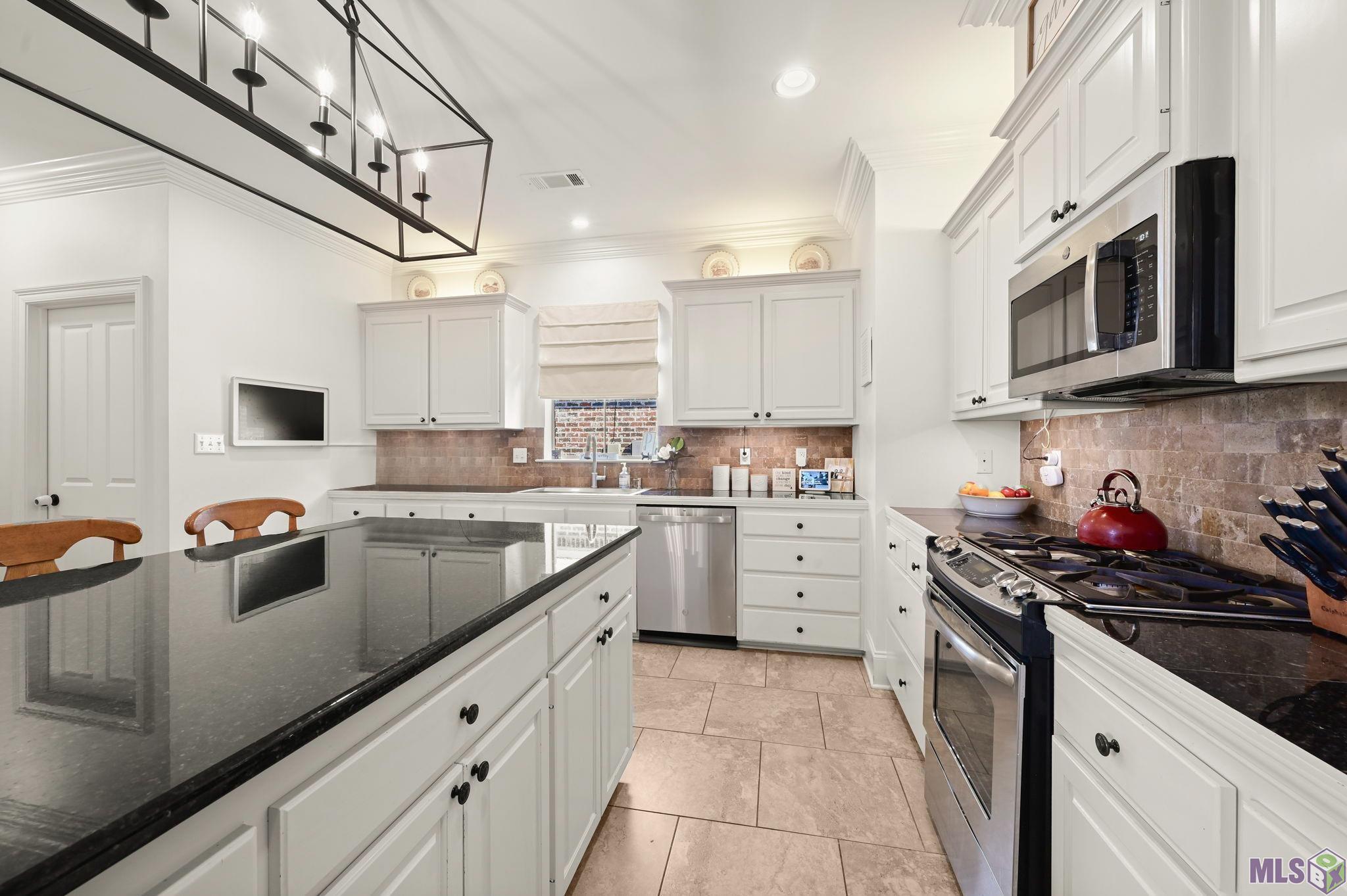 10920 Hillpark Avenue Baton Rouge, LA 70810 - Photo 10 of 21