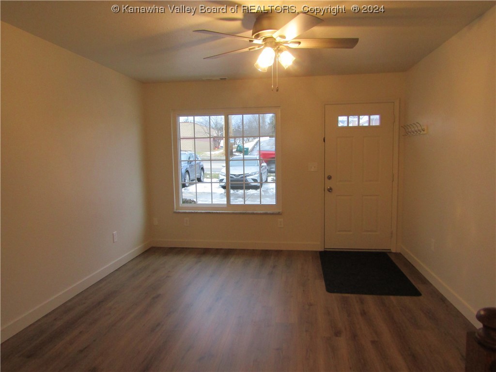 4586 Teays Valley Road, Unit 2 Scott Depot, WV 25560 - Photo 5 of 23 Gallery Image 5