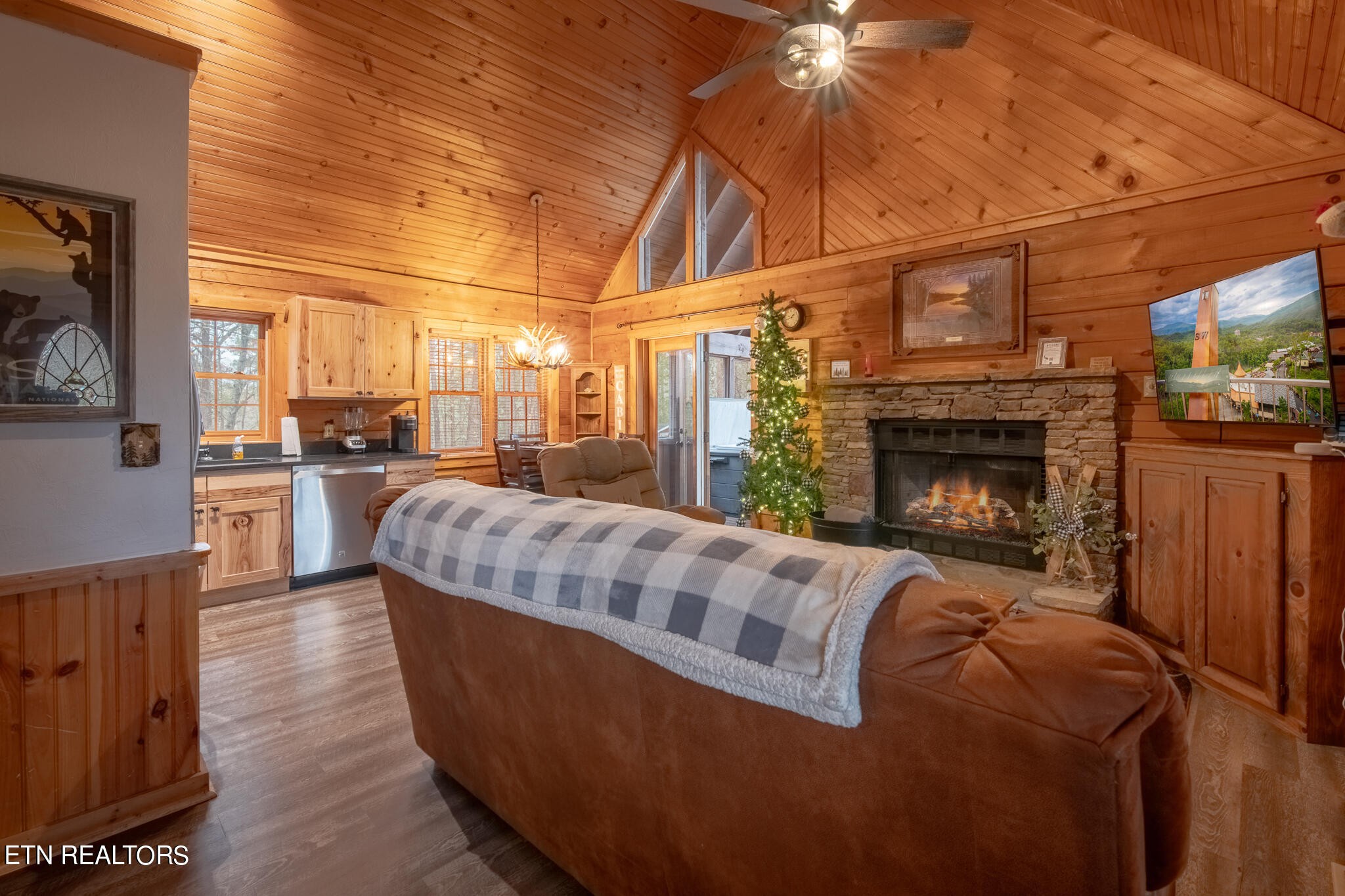1763 Ridgecrest Drive Pigeon Forge, TN 37876 - Photo 7 of 22 Gallery Image 7