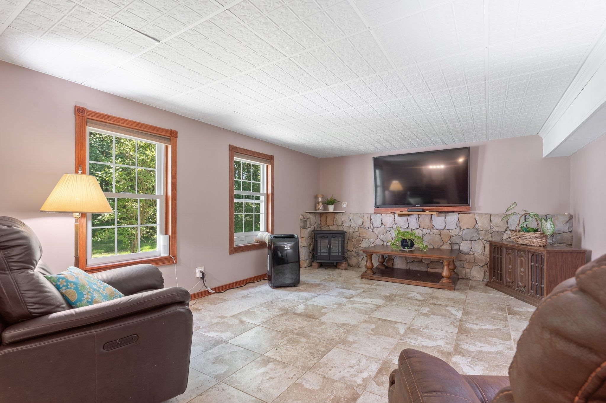 1 Red Fox Road North Hampton, NH 03862 - Photo 42 of 45