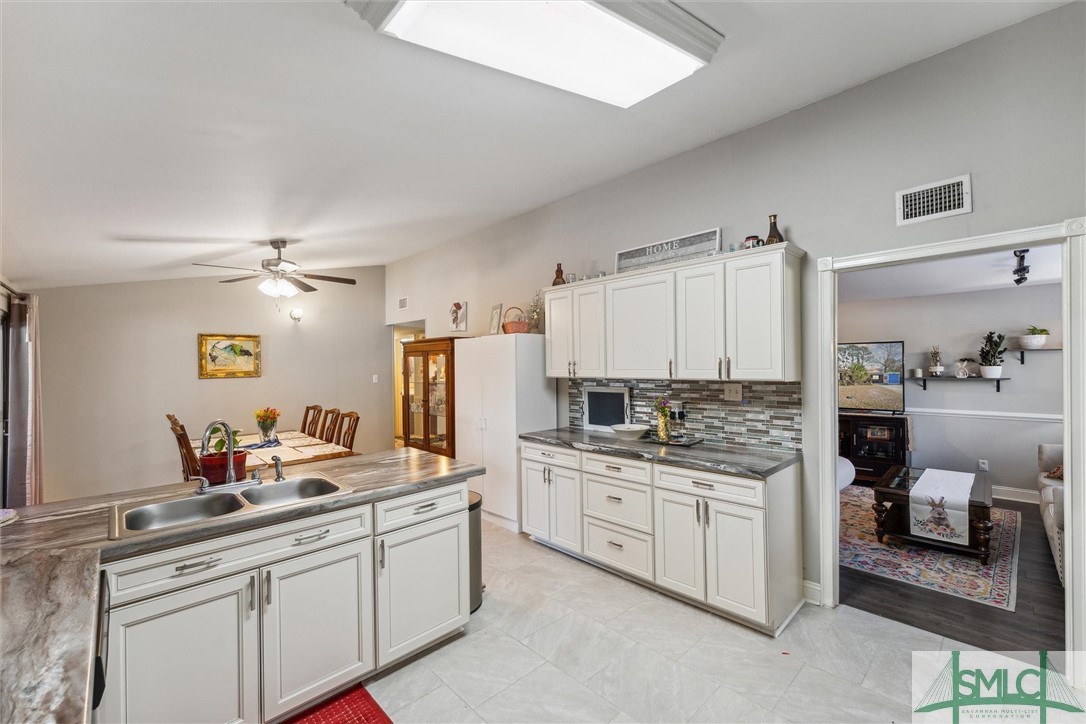 642 Northbrook Road Savannah, GA 31419 - Photo 18 of 45