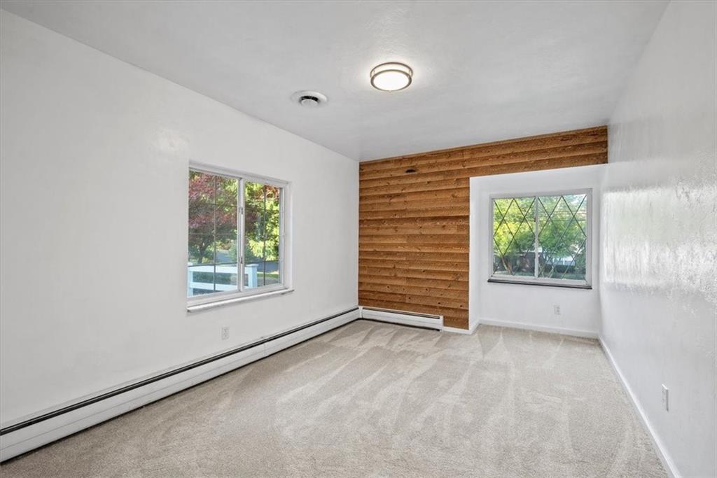 233 Sunset Drive Pittsburgh, PA 15235 - Photo 27 of 48 an empty room with windows