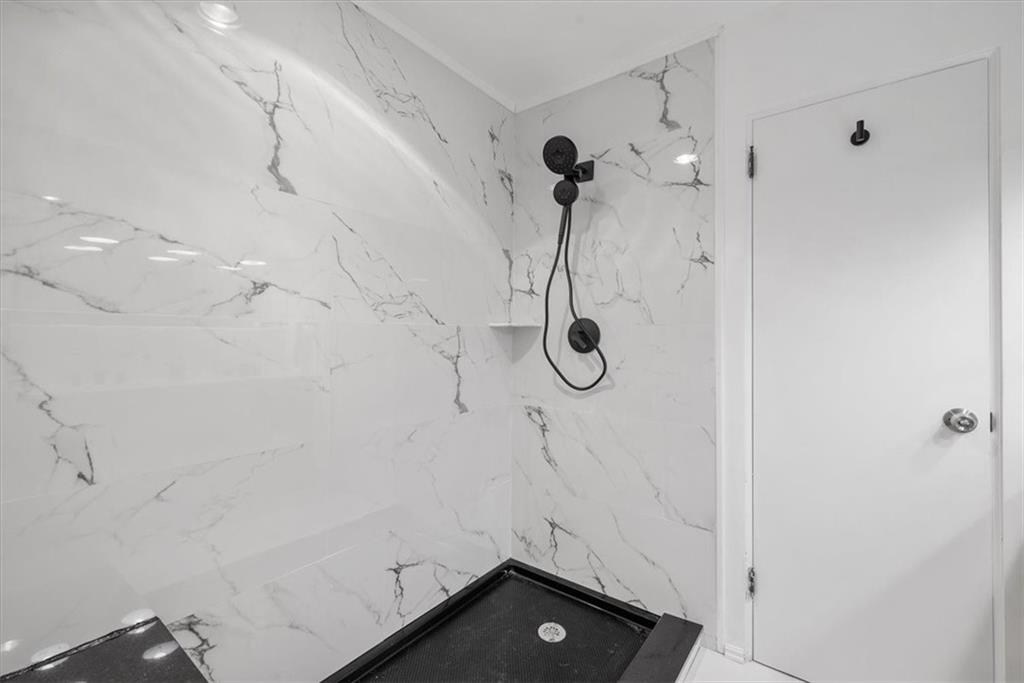 233 Sunset Drive Pittsburgh, PA 15235 - Photo 36 of 48 a bathroom with a shower