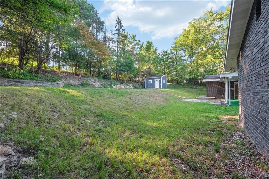 233 Sunset Drive Pittsburgh, PA 15235 - Photo 46 of 48 a view of backyard with green space