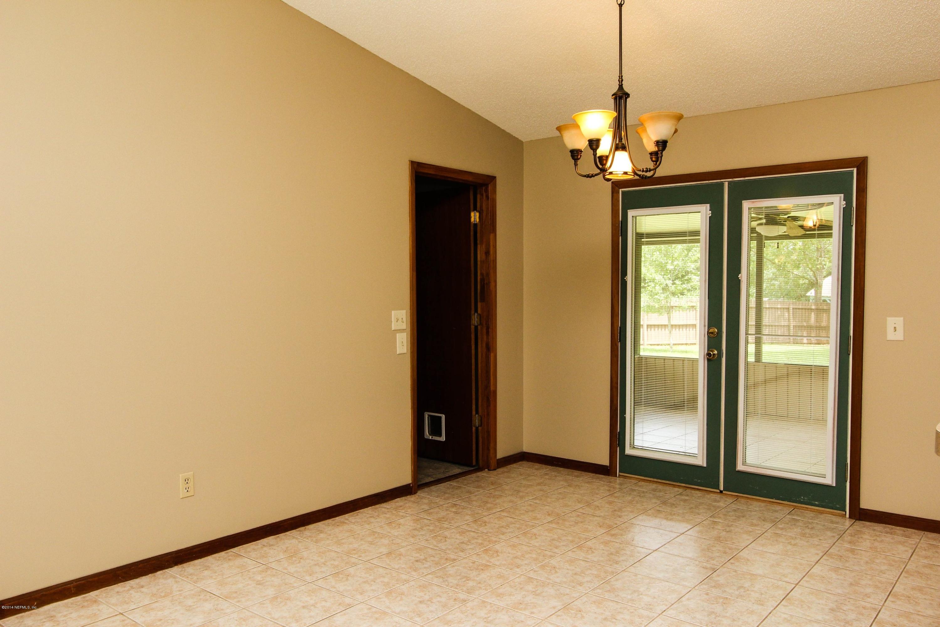 4533 Chipmunk Road Middleburg, FL 32068 - Photo 11 of 31 Breakfast Area View 2