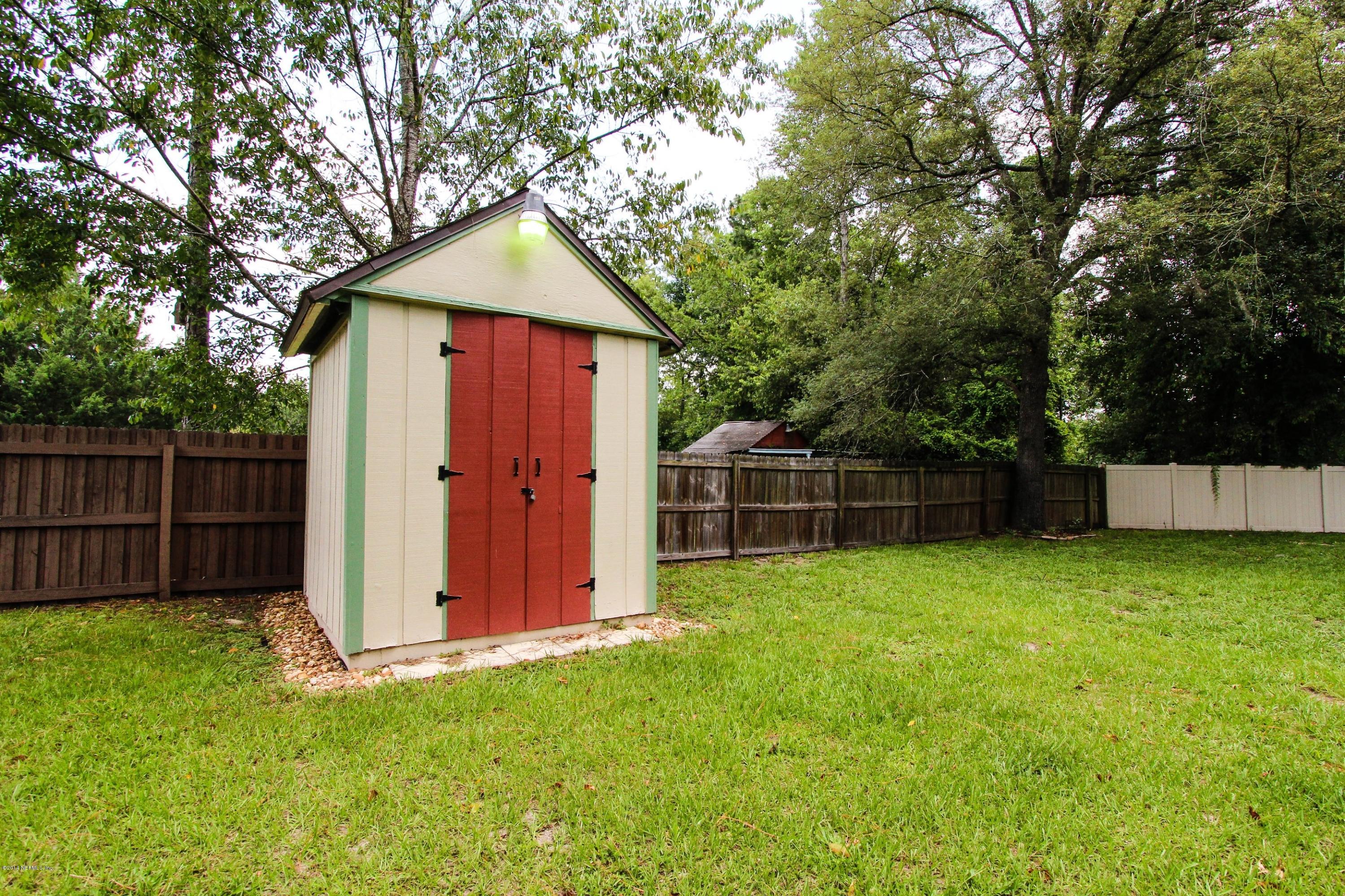4533 Chipmunk Road Middleburg, FL 32068 - Photo 27 of 31 Pump House