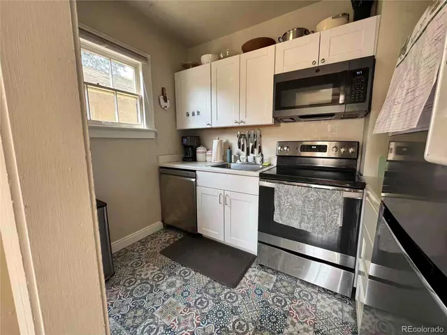 $3,250 | 966 Garfield Street, Denver, CO 80206