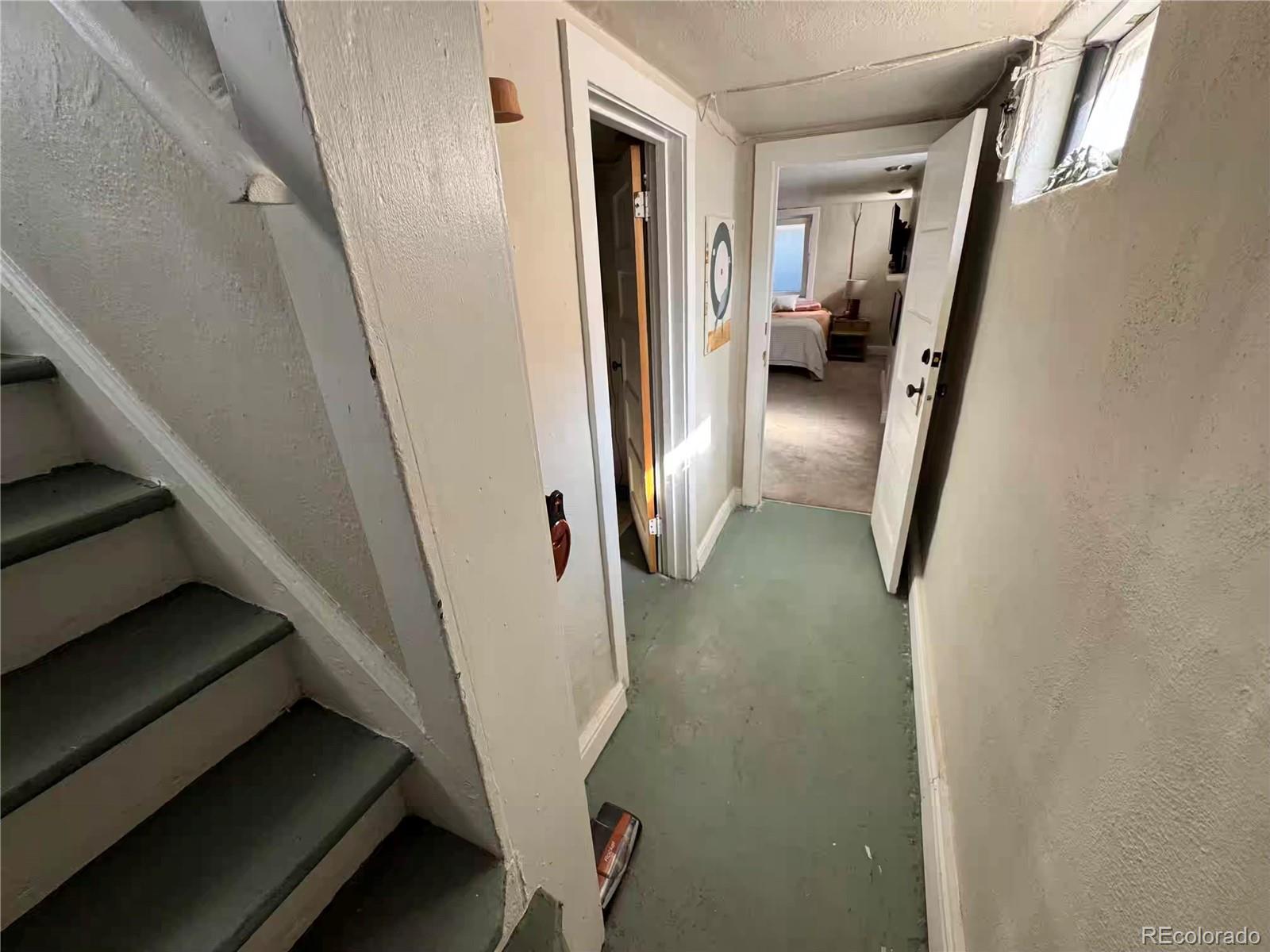 966 Garfield Street Denver, CO 80206 - Photo 14 of 27 a view of entryway