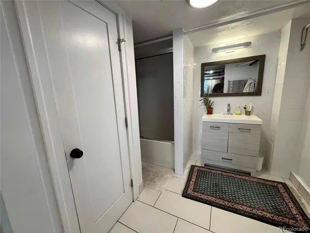 $3,250 | 966 Garfield Street, Denver, CO 80206