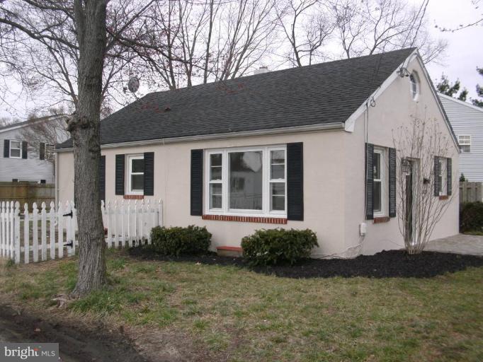 8444 Geneva Road Pasadena, MD 21122 - Photo 9 of 10 Exterior (Main)