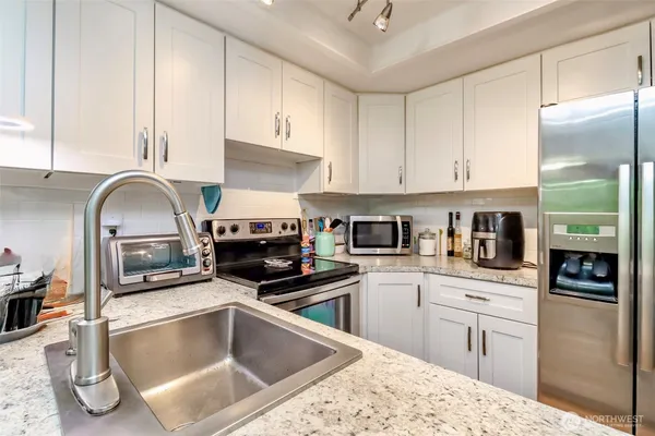 $259,000 | 2949 Mile Hill Drive, Unit C7, Port Orchard, WA 98366