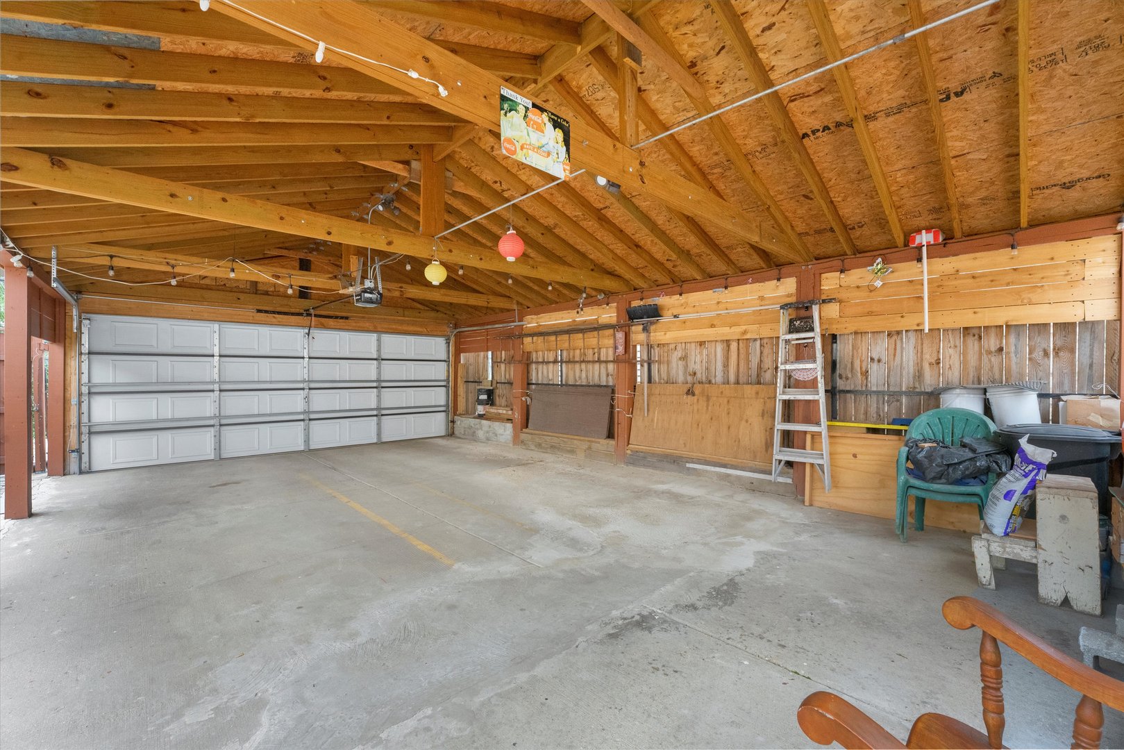 2129 West 18th Place Chicago, IL 60608 - Photo 33 of 38 a view of a garage