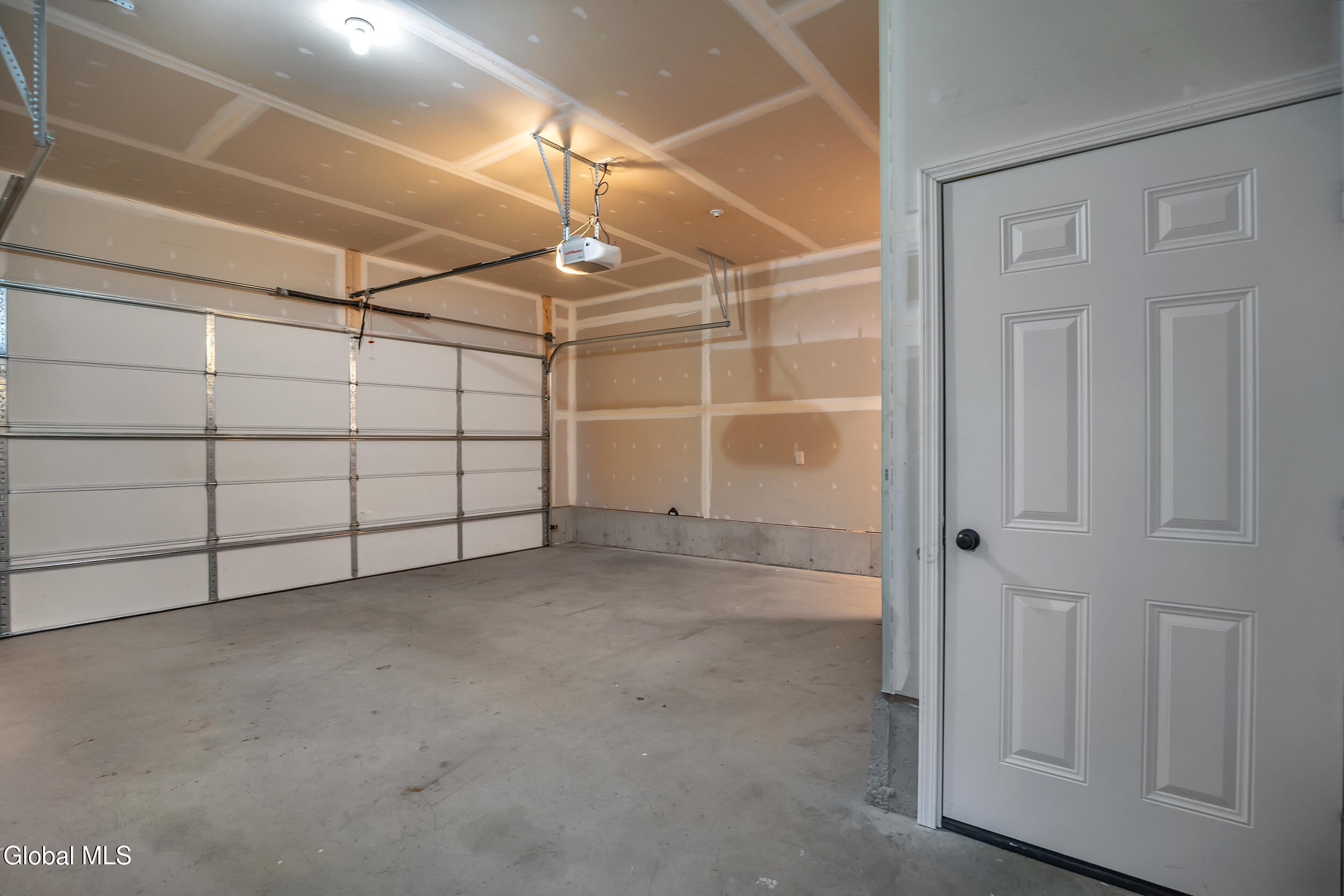 151 Consaul Road Colonie, NY 12205 - Photo 42 of 54 47_151 consaul rd albany, ny