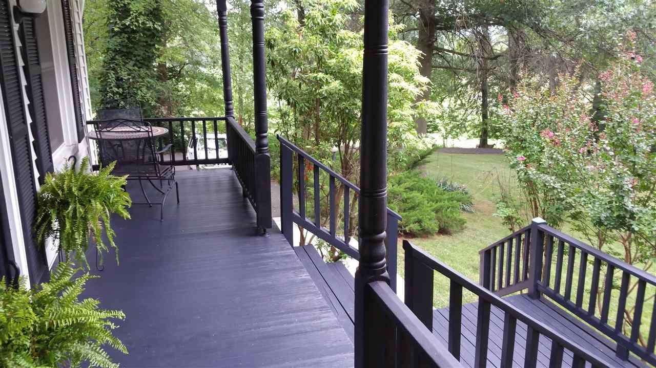 145 Free Mason Run Road Mount Solon, VA 22843 - Photo 4 of 37 a view of a corridor