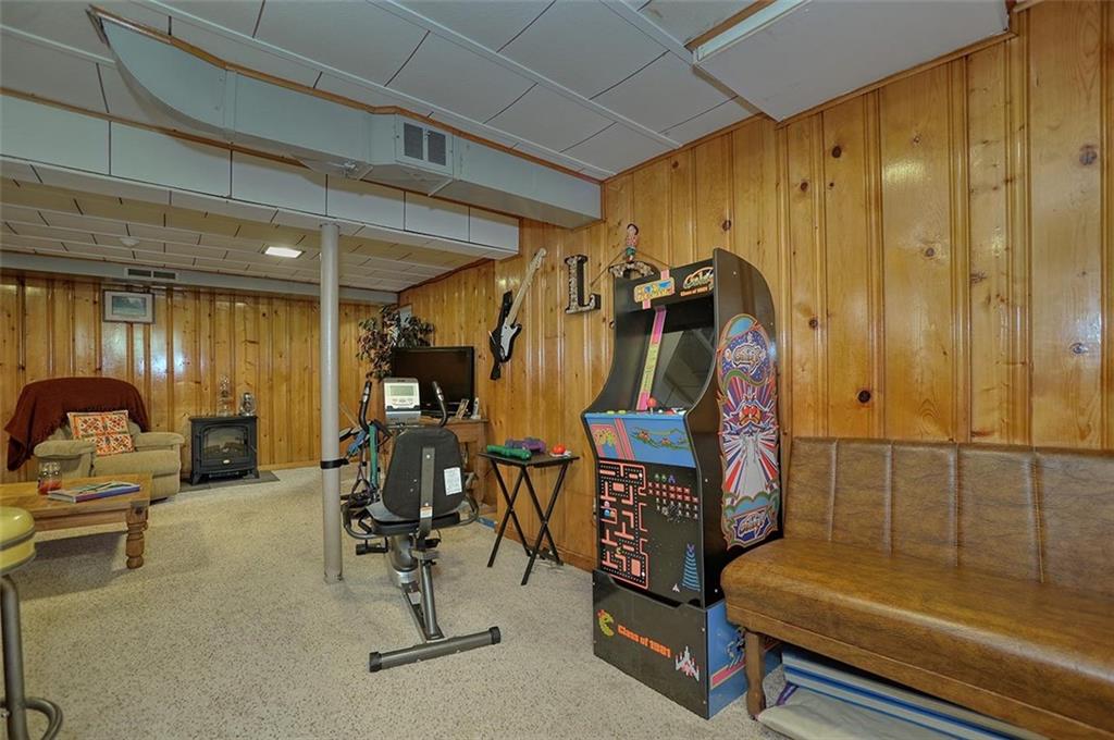 2506 Collins Road Pittsburgh, PA 15235 - Photo 21 of 23 Gallery Image 21