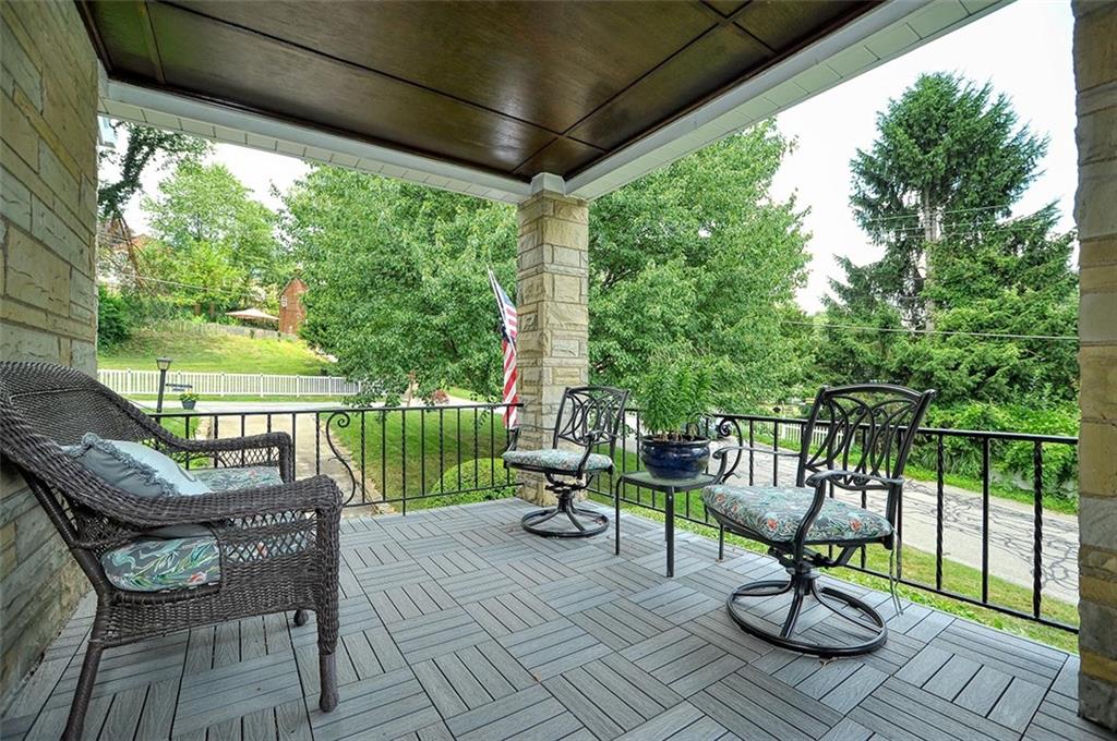 2506 Collins Road Pittsburgh, PA 15235 - Photo 4 of 23 Gallery Image 4