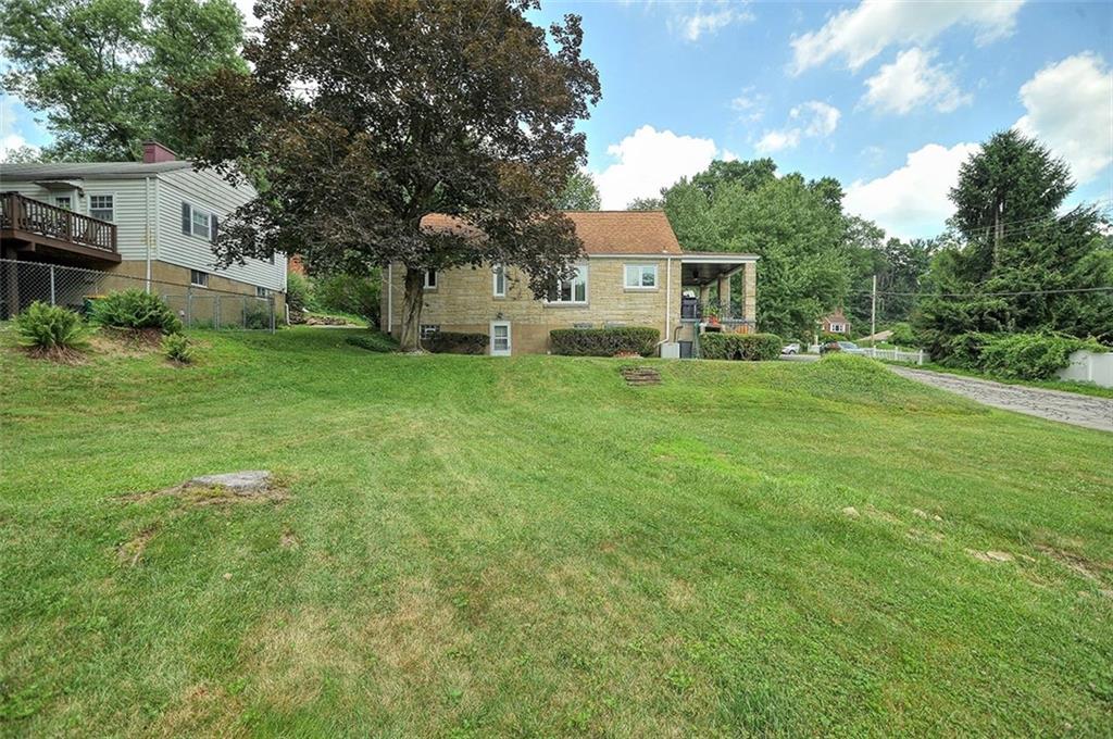 2506 Collins Road Pittsburgh, PA 15235 - Photo 6 of 23 Gallery Image 6