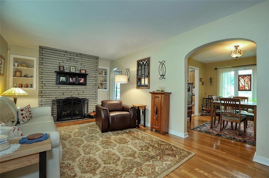 2506 Collins Road Pittsburgh, PA 15235 - Photo 9 of 23 Gallery Image 9