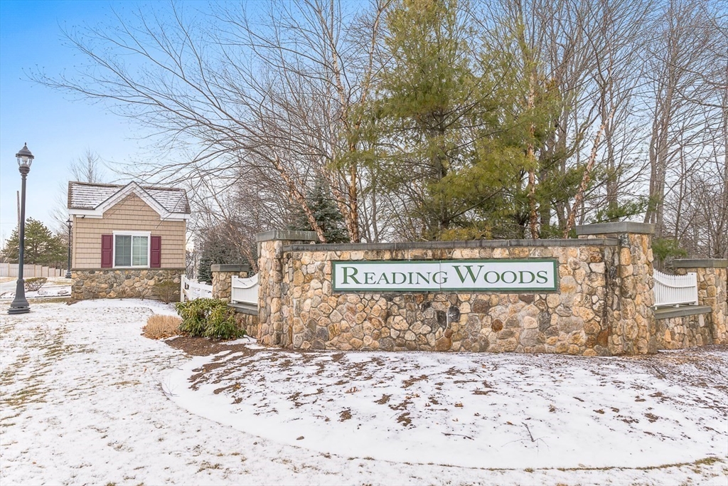 36 Abigail Way, Unit 3003 Reading, MA 01867 - Photo 2 of 42 a view of a street sign on a road