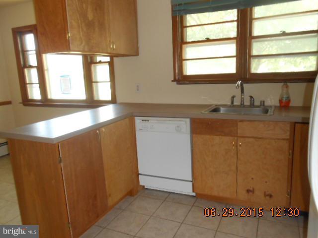 4412 Lucerne Road Temple Hills, MD 20748 - Photo 5 of 10 Kitchen