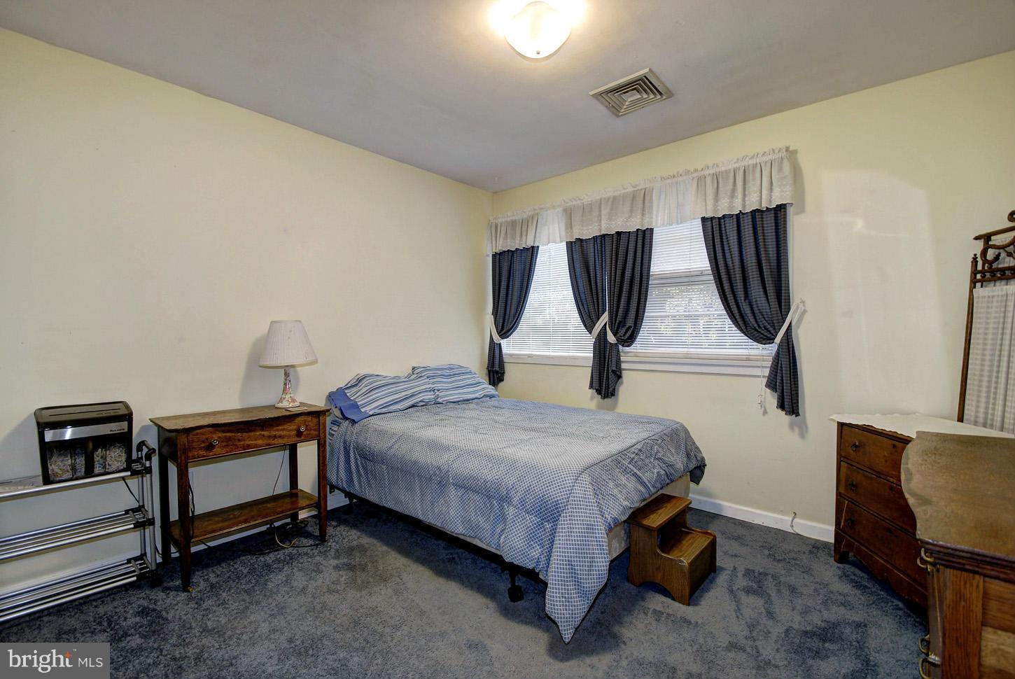 3151 Graham Road Falls Church, VA 22042 - Photo 18 of 29 Bedroom (Master)