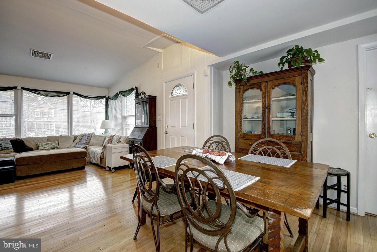 3151 Graham Road Falls Church, VA 22042 - Photo 9 of 29 Dining Room