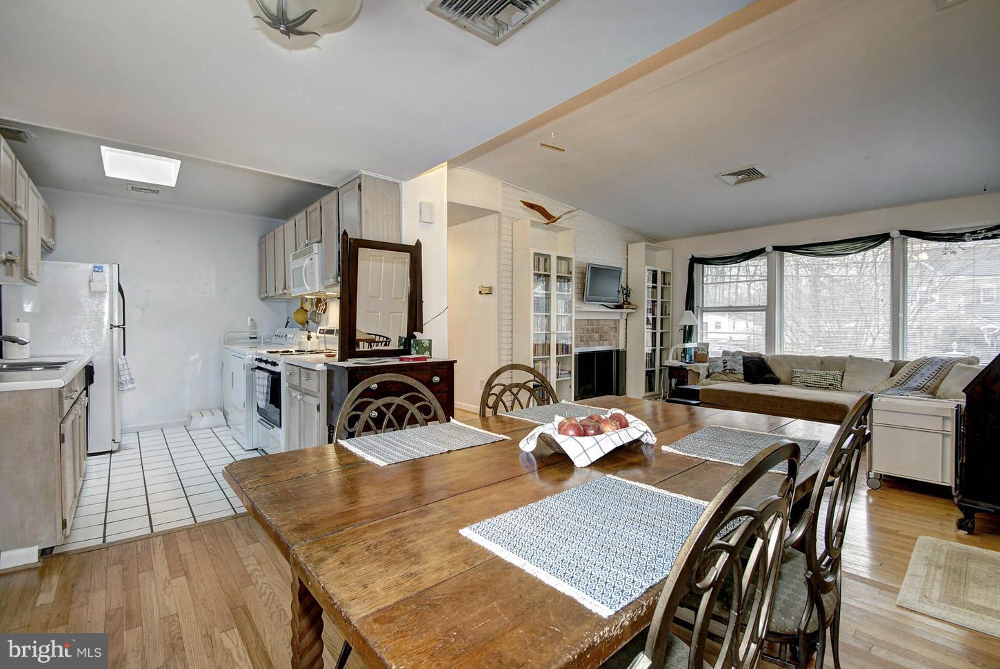 3151 Graham Road Falls Church, VA 22042 - Photo 10 of 29 Dining Room