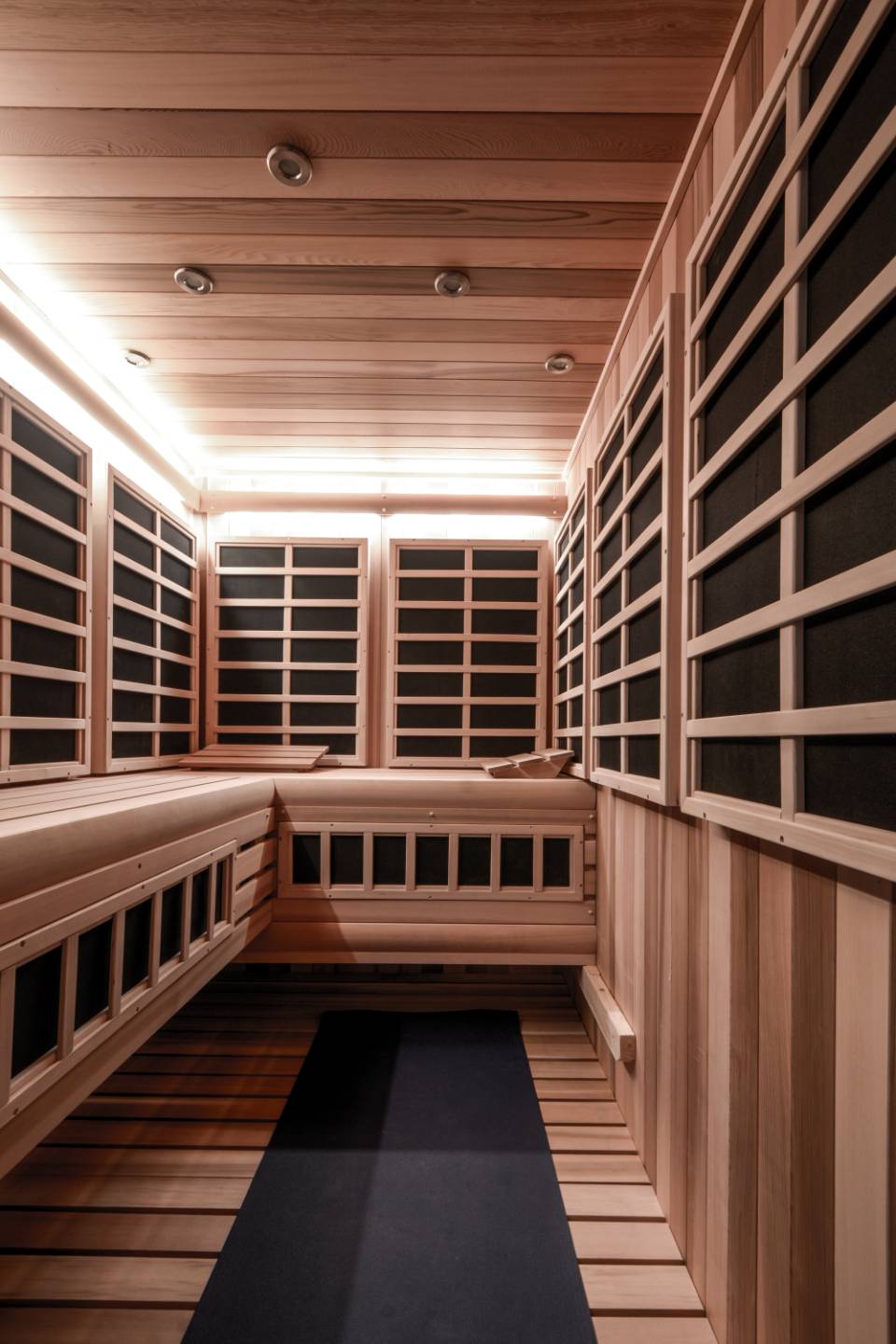 198 Bull Path East Hampton, NY 11937 - Photo 40 of 50 a view of a train station