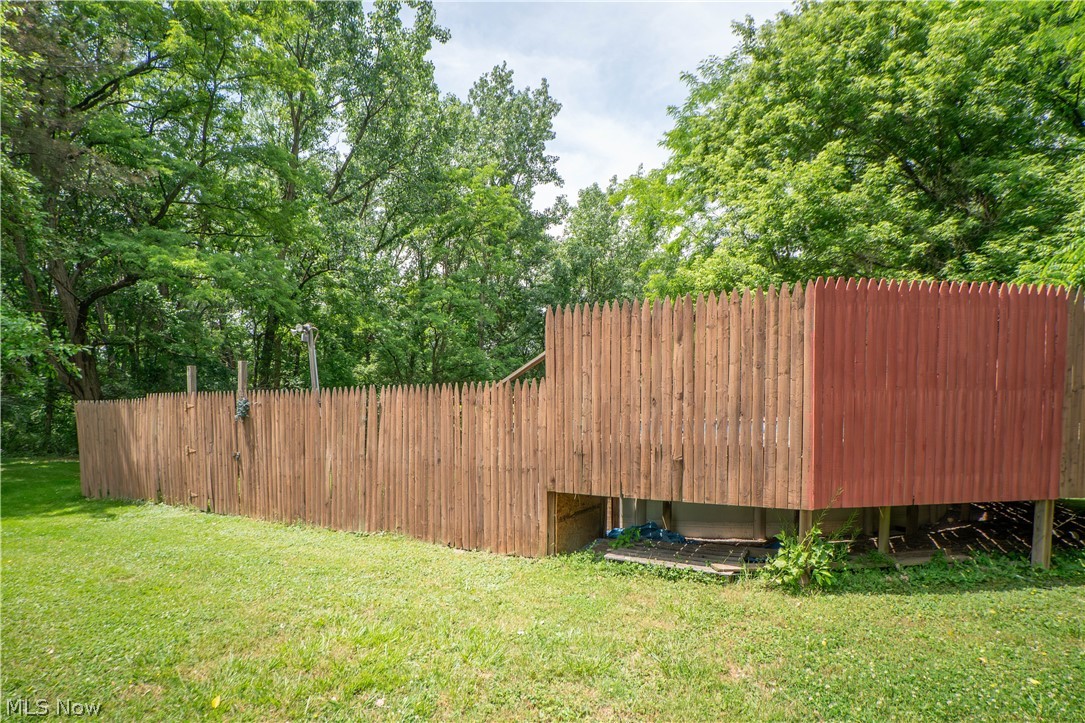 522 Massillon Road Akron, OH 44306 - Photo 22 of 27 Pool