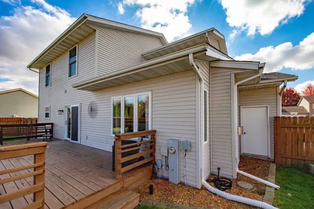 $390,000 | 4329 Saratoga Drive, Janesville, WI 53546