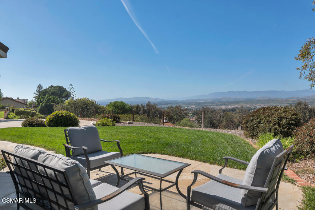 13828 Ransom Road Moorpark, CA 93021 - Photo 12 of 65 13828 Ransom Rd- HsHProd-75