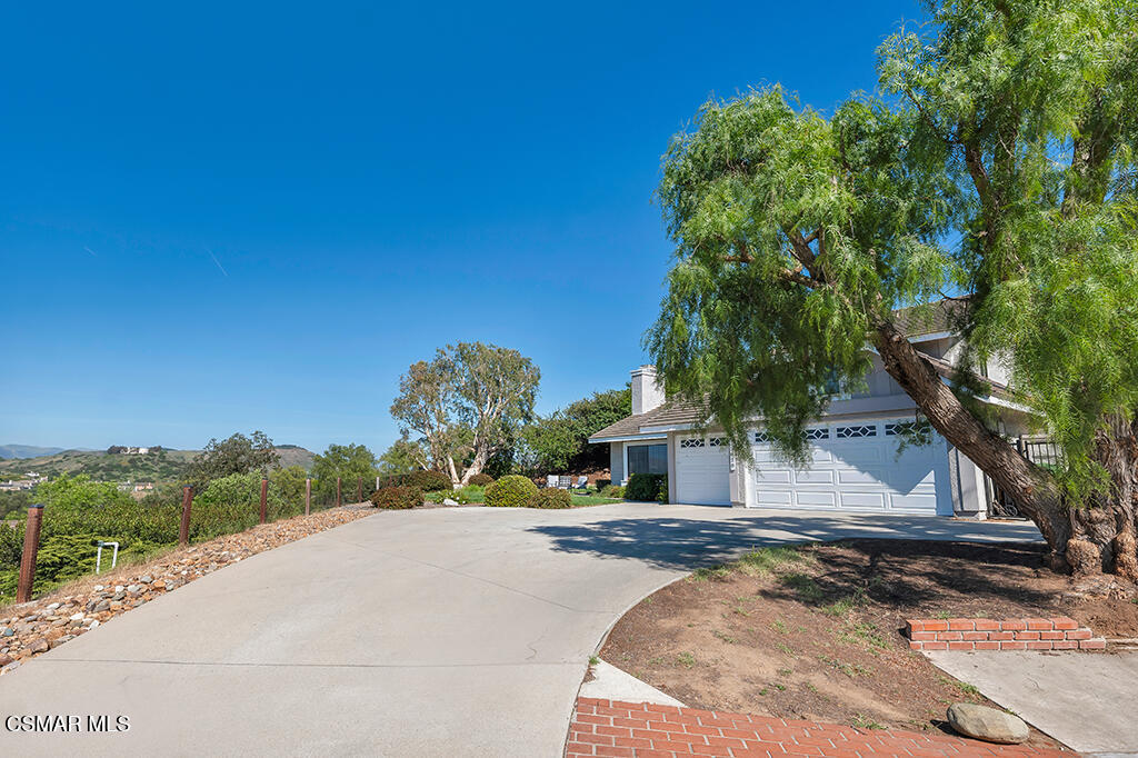 13828 Ransom Road Moorpark, CA 93021 - Photo 8 of 65 13828 Ransom Rd- HsHProd-82