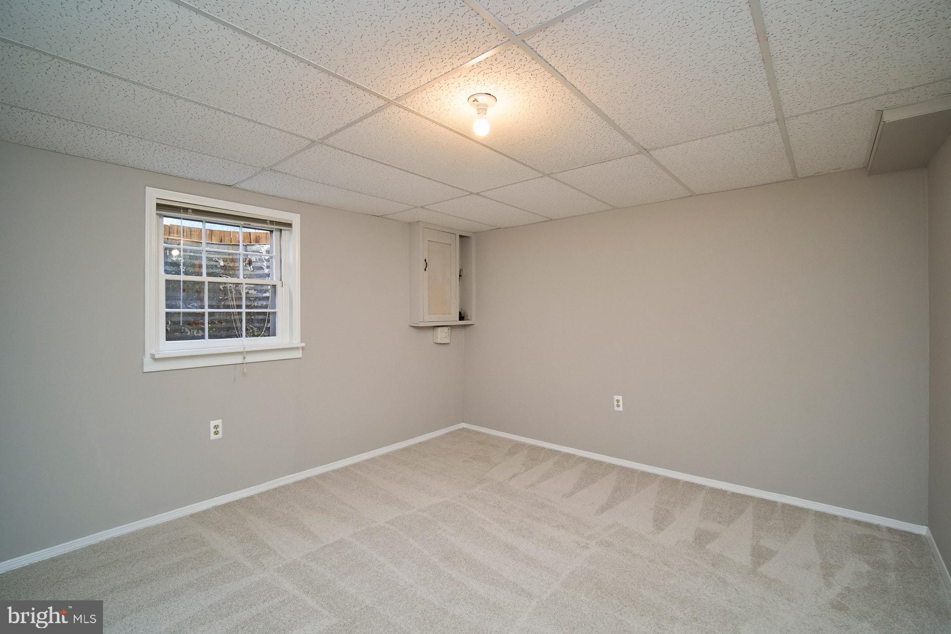8339 Moline Place Springfield, VA 22153 - Photo 24 of 32 Lower level office