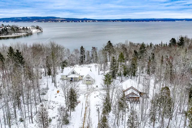 $1,595,000 | 115 Pirates Cove Road, Stockton Springs, ME 04981
