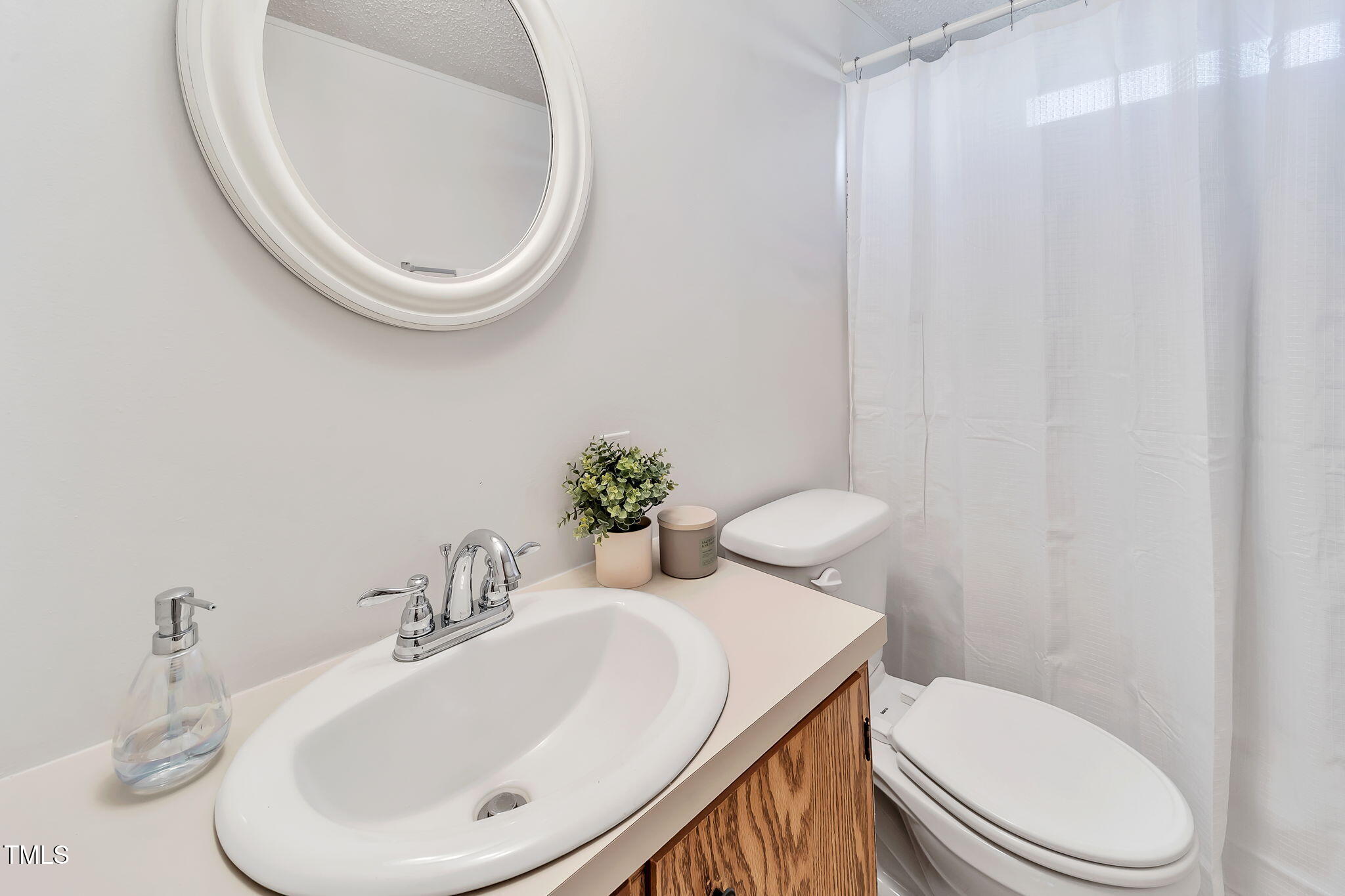 2728 Watkins Town Road Raleigh, NC 27616 - Photo 20 of 32 Secondary Bath