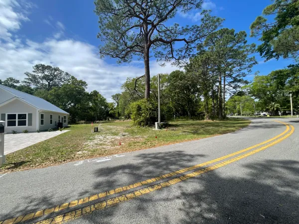$50,000 | 228 17th Street, Apalachicola, FL 32320