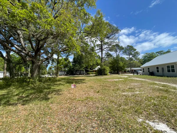 $50,000 | 228 17th Street, Apalachicola, FL 32320