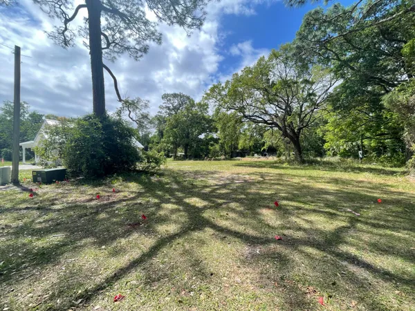 $50,000 | 228 17th Street, Apalachicola, FL 32320