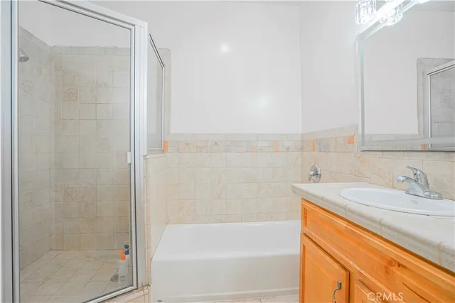 $428,000 | 400 South Lafayette Park Place, Unit 314, Los Angeles, CA 90057