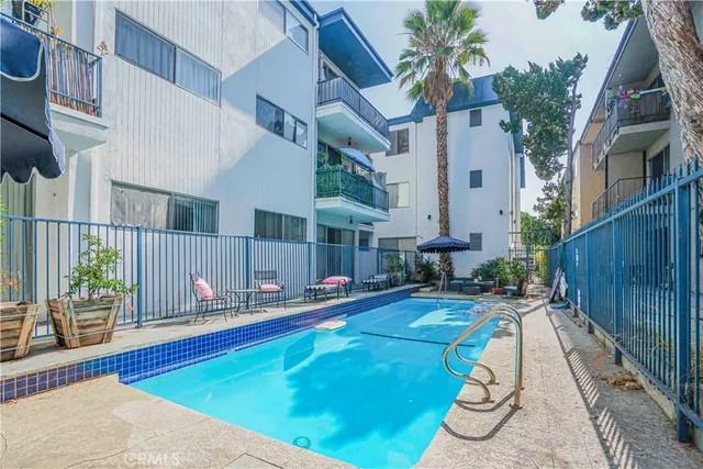 $428,000 | 400 South Lafayette Park Place, Unit 314, Los Angeles, CA 90057