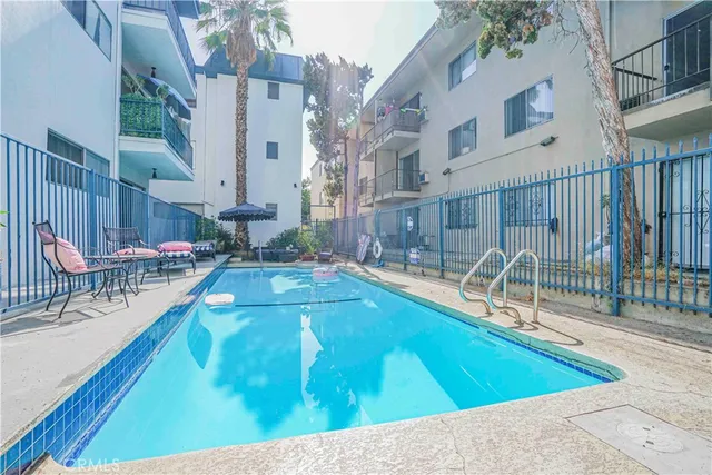 $428,000 | 400 South Lafayette Park Place, Unit 314, Los Angeles, CA 90057