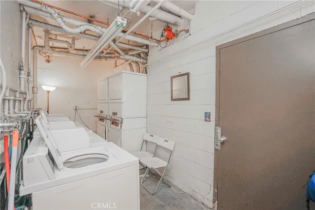 $428,000 | 400 South Lafayette Park Place, Unit 314, Los Angeles, CA 90057