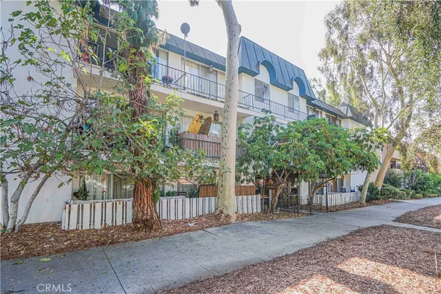 $428,000 | 400 South Lafayette Park Place, Unit 314, Los Angeles, CA 90057