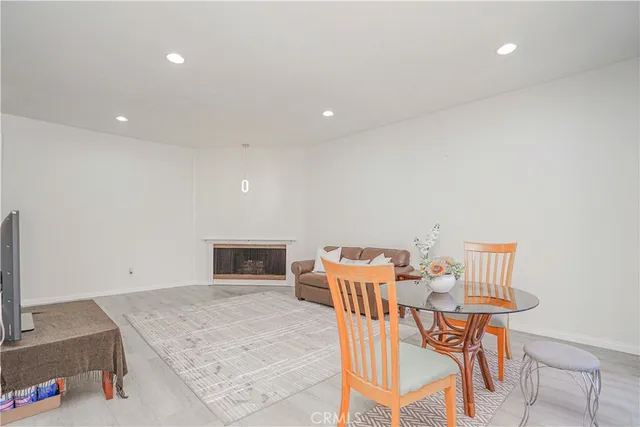 $428,000 | 400 South Lafayette Park Place, Unit 314, Los Angeles, CA 90057