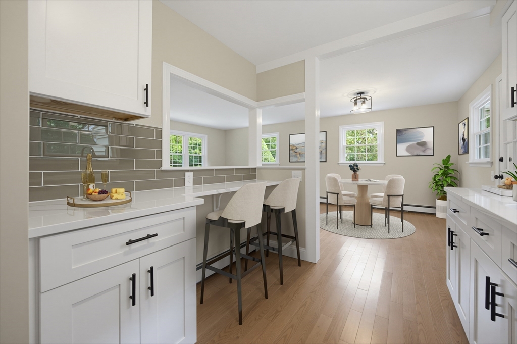 385 River Road Uxbridge, MA 01569 - Photo 12 of 34