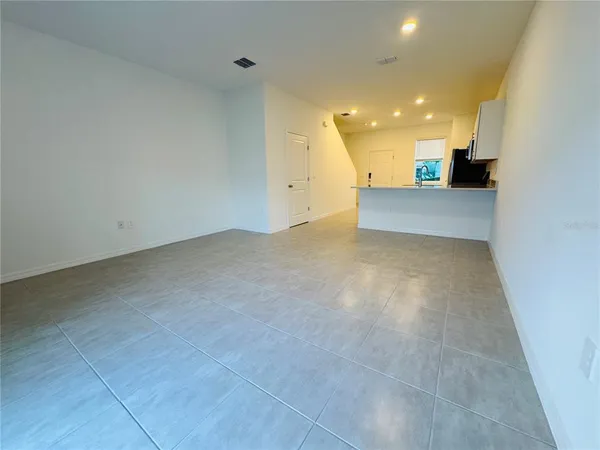 $1,700 | 2923 Skyline Loop, Kissimmee, FL 34758