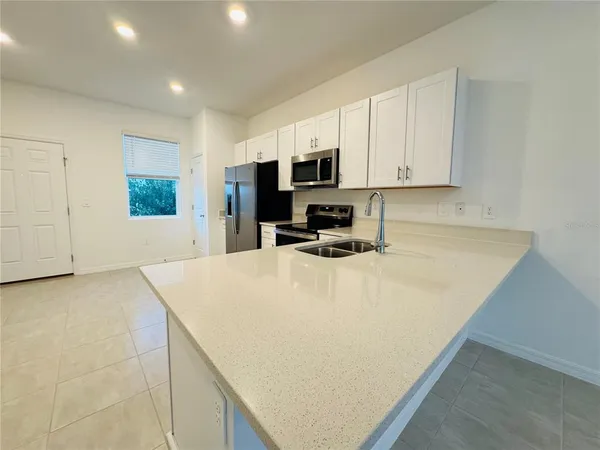 $1,700 | 2923 Skyline Loop, Kissimmee, FL 34758