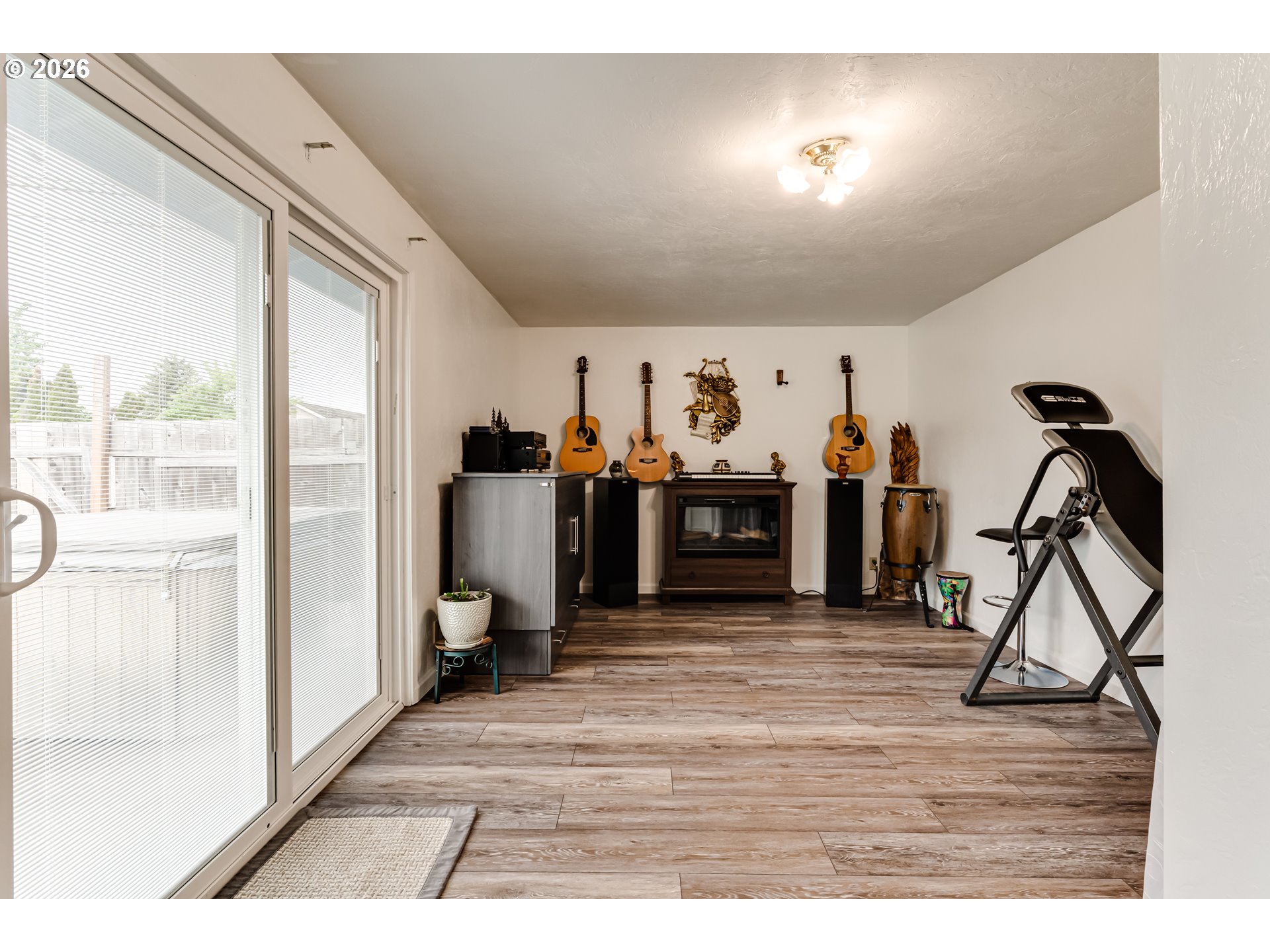 4205 Daisy Street Springfield, OR 97478 - Photo 14 of 33 Gallery Image 14